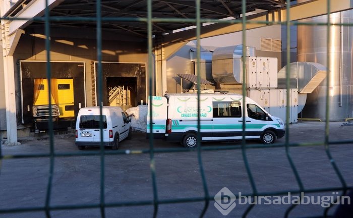 Çikolata fabrikasında makineye sıkışan işçi öldü!