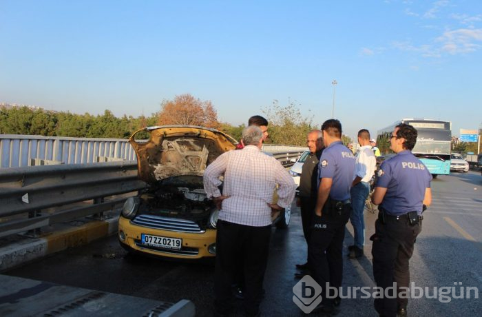6 bin liraya yaptırılan otomobil 5'inci kilometrede yandı