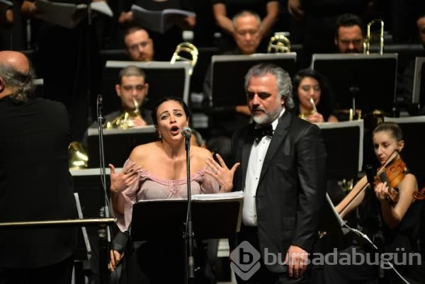 Neşet Ertaş türkülerine kapalı gişe ilgisi