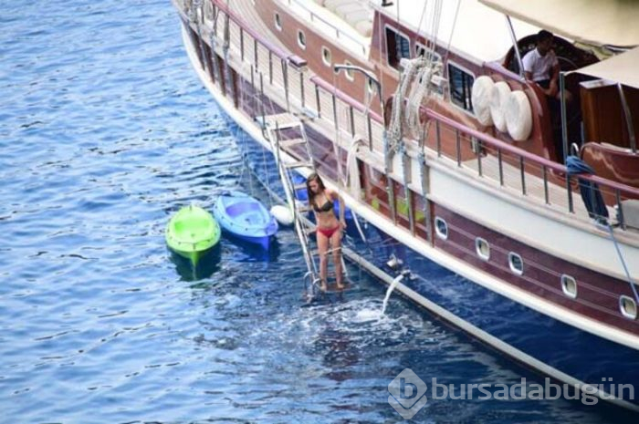 Bensu Soral paylaşımı olay yarattı!
