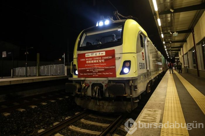 Çin'den Avrupa'ya giden ilk yük treni Marmaray'dan geçti