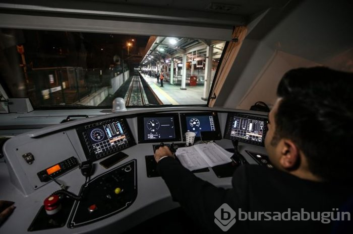 Çin'den Avrupa'ya giden ilk yük treni Marmaray'dan geçti