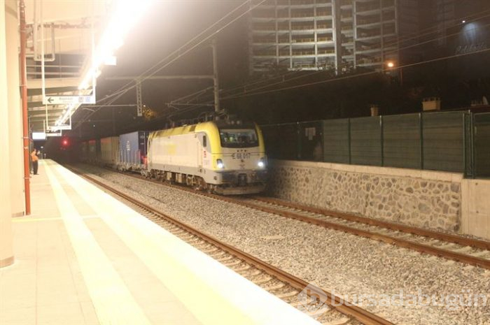 Çin'den Avrupa'ya giden ilk yük treni Marmaray'dan geçti