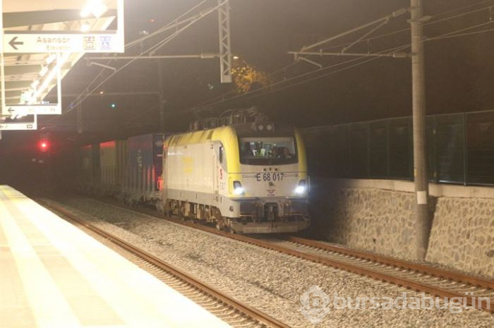 Çin'den Avrupa'ya giden ilk yük treni Marmaray'dan geçti