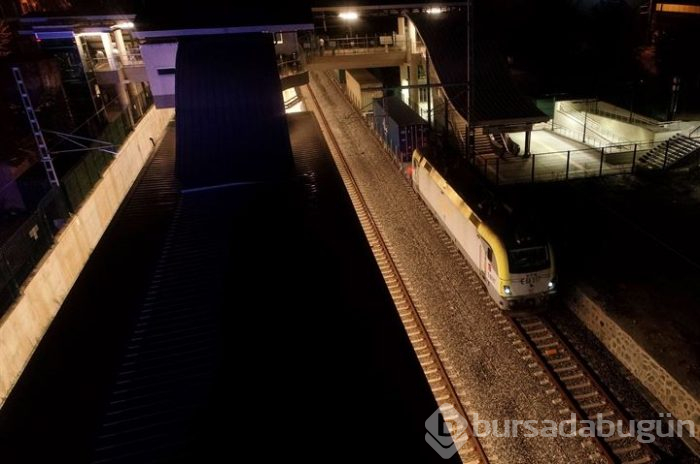Çin'den Avrupa'ya giden ilk yük treni Marmaray'dan geçti