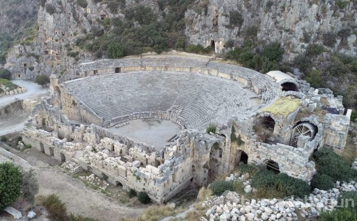  Anadolu'da daha önce eşine rastlanmadı... Antalya'da 'kara büyü' objesi bulundu!