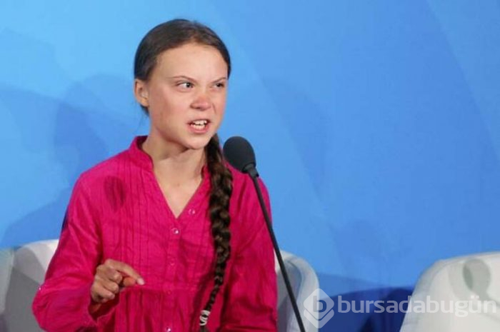 Genç aktivist Greta Thunberg arabayı kaptı