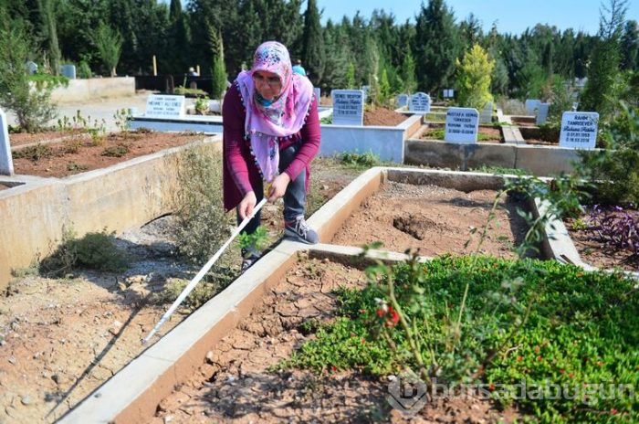 Eşinin desteğiyle ön yargıları yıktı... Mezar taşı üretmeye başladı