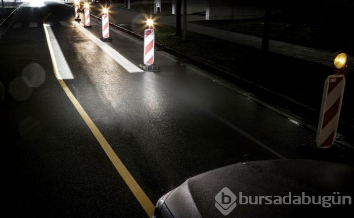 Mercedes akıllı far geliştiriyor!