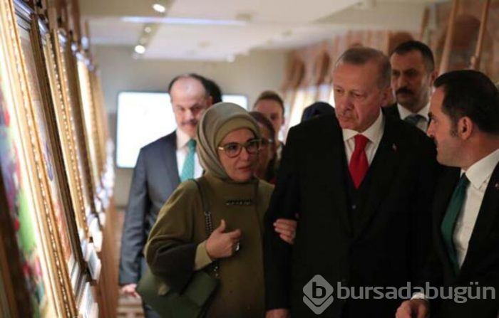 Cumhurbaşkanı, Gül Baba Türbesi'ne gitti