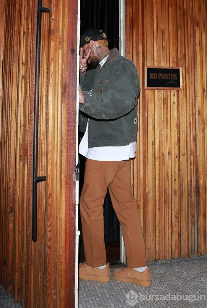 Chris Brown eşyalarını satışa çıkardı