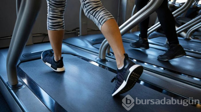 Menopoz döneminde düzenli yürüyüş kemik kırılma riskini önlüyor!