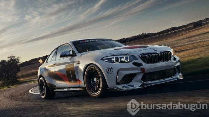 BMW M2 CS Racing'i tanıttı!
