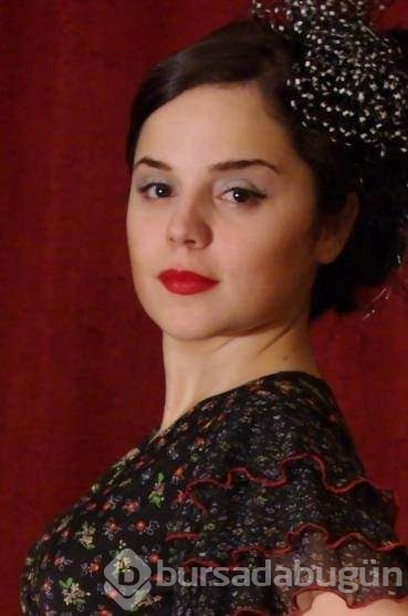 Cemile karakterine hayat veren Pelin Ermiş, şimdilerde güzelliğiyle göz kamaştırıyor