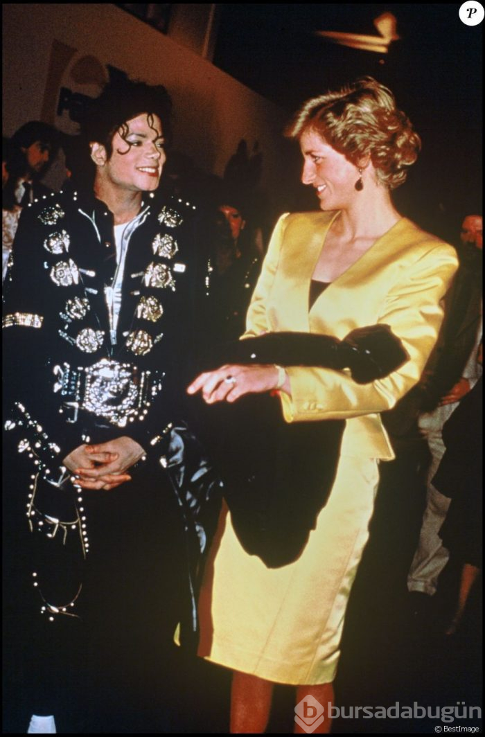 Michael Jackson İngiltere Kraliçesi'nden ne istemiş bakın!