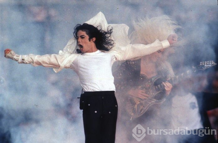 Michael Jackson İngiltere Kraliçesi'nden ne istemiş bakın!