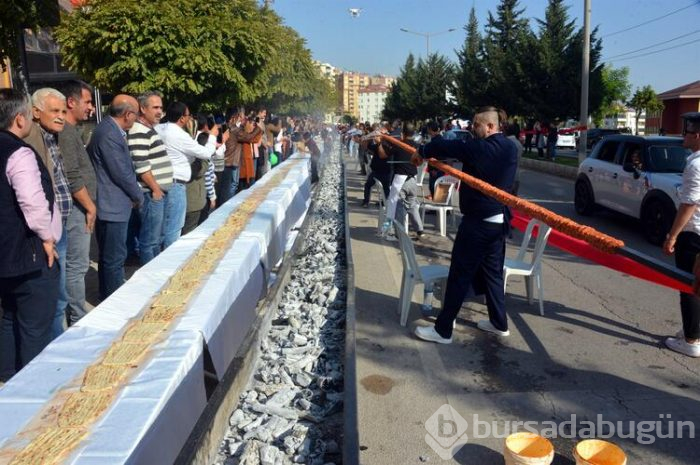46 metrelik Adana kebabı, 30 saniyede tüketildi
