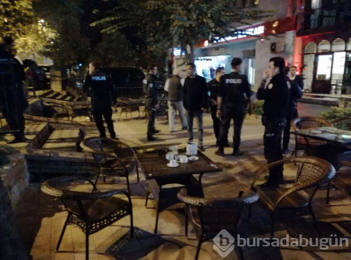 Otelin kafesinde kanlı infaz