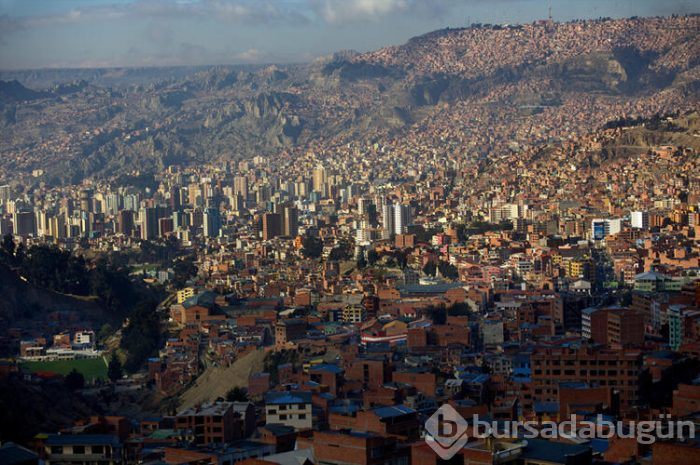 İstifa etti, dünya kilitlendi!