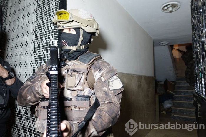 Bursa'da uyuşturucu satıcılarına yönelik şafak operasyonu