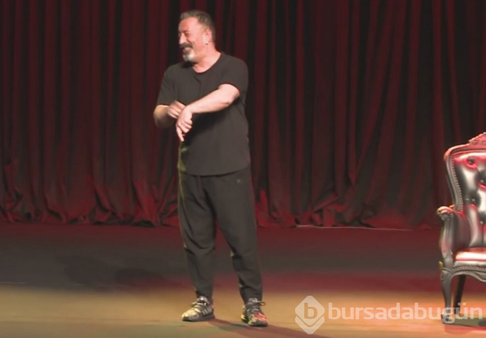 Cem Yılmaz'dan bomba!
