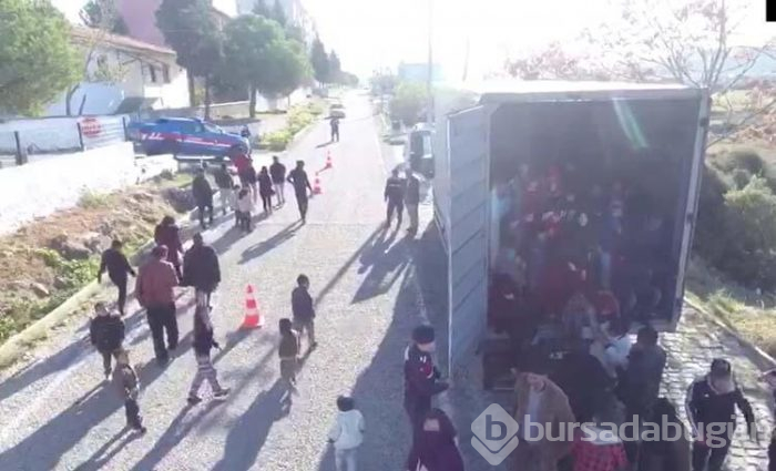 Kamyon kasasından 82 göçmen bulundu!