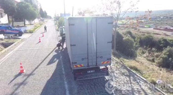 Kamyon kasasından 82 göçmen bulundu!