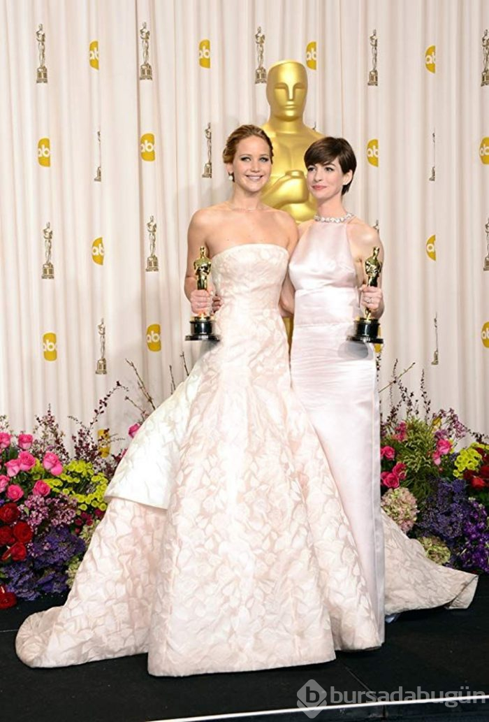 37. yaşına özel fotoğrafla Anne Hathaway