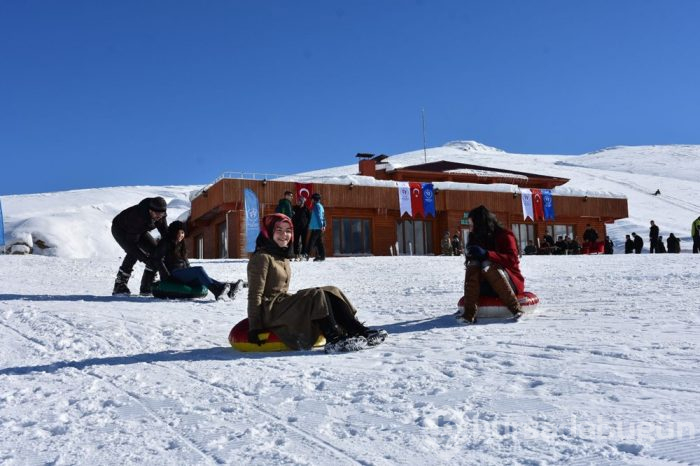 Hakkari kayak tutkunlarını bekliyor: Merga Bütan Yaylası
