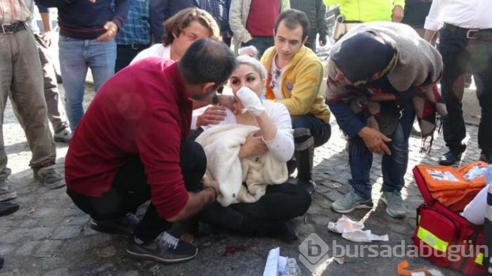 Yanına yaklaştığı turist kadına inşaat demiri sapladı