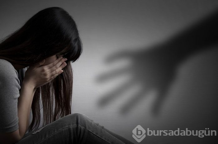 Bunu ona erkek kardeşi yaptı