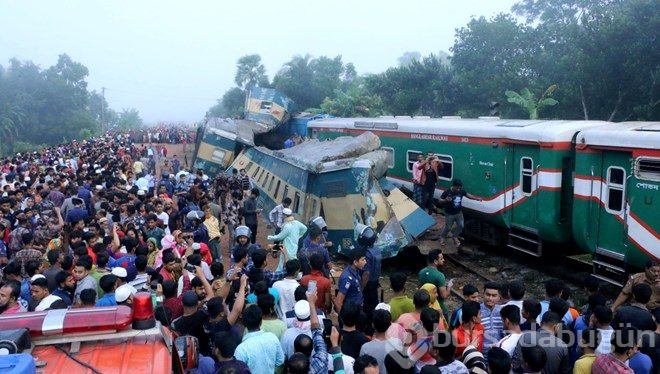 Bangladeş'te tren kazası: 16 ölü