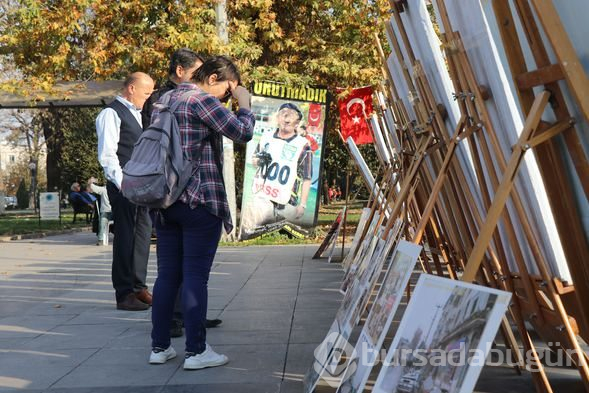 Felaketin 20. yılında depremin izleri fotoğraf karelerinde
