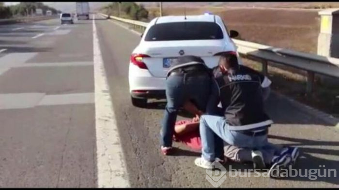 Uyuşturucu taşıyan emekli astsubay yakalandı!