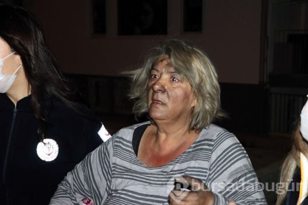 Alevlerin arasında kalan yaşlı kadın korkulu anlar yaşadı!