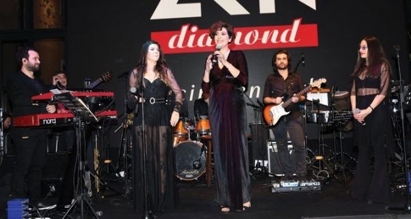 Zen Pırlanta'nın yeni yüzleri, Bergüzar Korel ve Halit Ergenç
