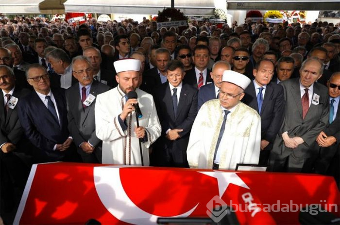 Mümtaz Soysal son yolculuğuna uğurlandı