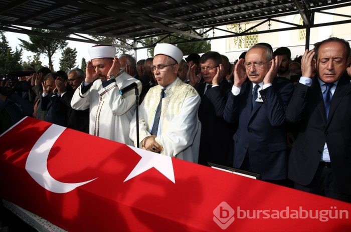 Mümtaz Soysal son yolculuğuna uğurlandı