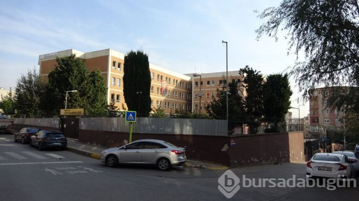 Sınava girmemek için pencereden atladı