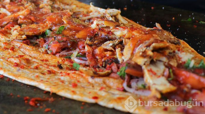 Adana'dan 'Piton döner'... 1 buçuk metre!