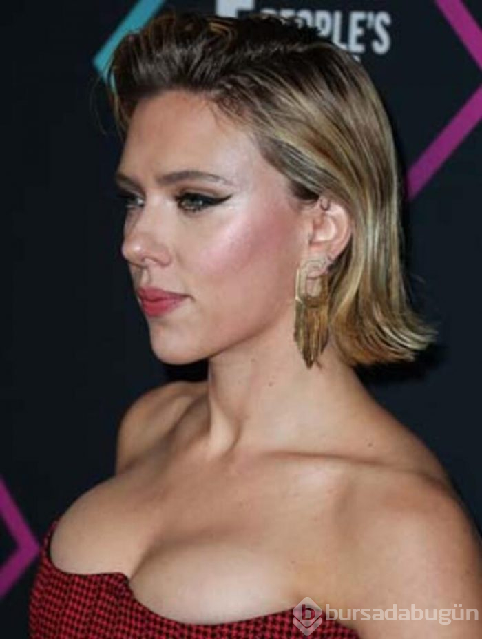 Scarlett Johansson: Bir grup erkek tarafından cinsel obje ilan edildim!