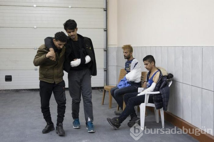 Düzensiz göçmenlerin Yunan askerlerince darp edilip Türkiye'ye gönderildiği iddiası!