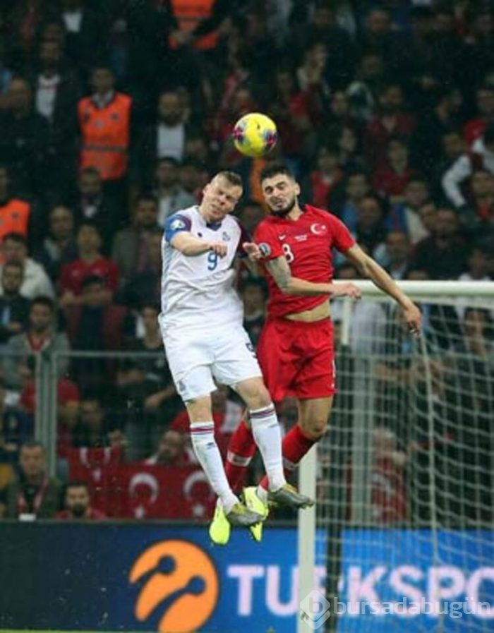 Türkiye - İzlanda maçının ardından spor yazarlarının görüşleri! 