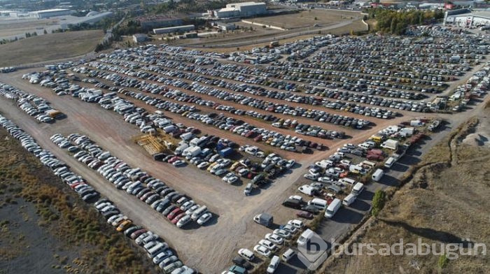 Ankara'da yüzlerce araç çürüyor!