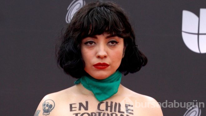 Latin Grammy Müzik Ödülleri'nde çıplak protesto!