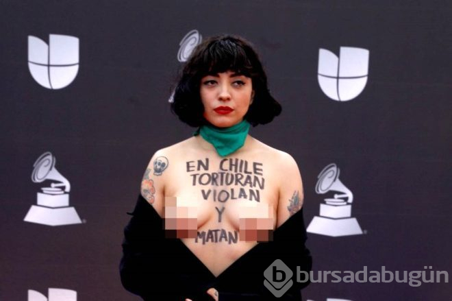 Latin Grammy Müzik Ödülleri'nde çıplak protesto!