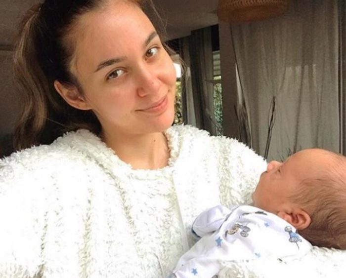 Berfu Yenenler doğumdan sonra 1 haftada 10 kilo verdi