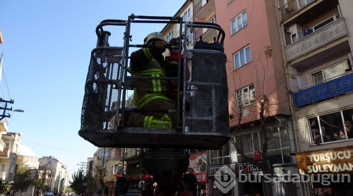 Bursa'da korkutan yangın!	