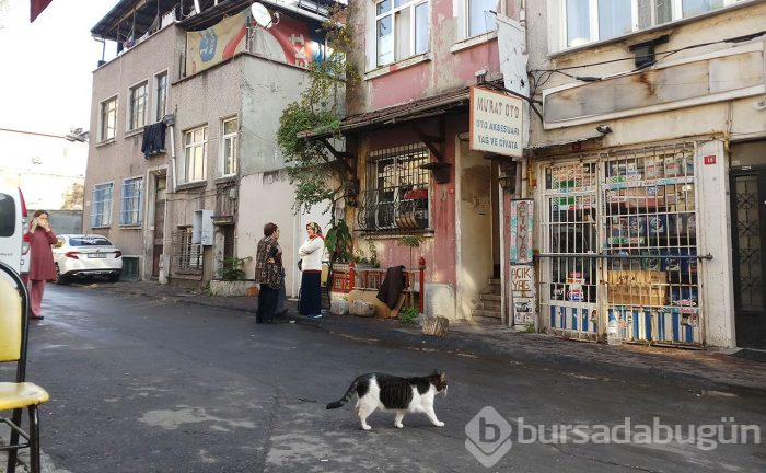 Başkomiser kızını uyurken öldürdü!