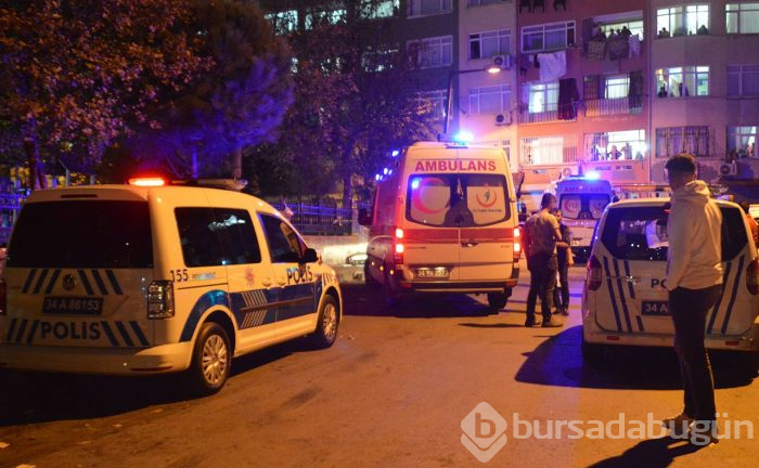 Beyoğlu'nda baba oğul kavgasında polis de yaralandı!